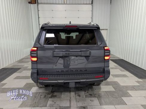 Used 2025 Toyota 4Runner TRD Off-Road image 3