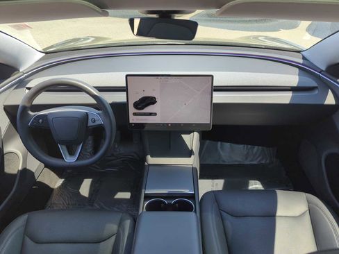 Used 2024 Tesla Model 3 Standard Range RWD image 30