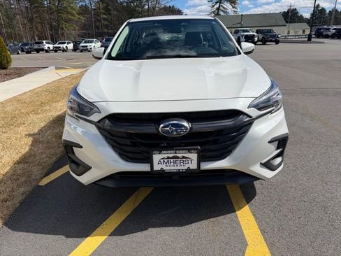 Used 2025 Subaru Legacy Premium AWD/4WD image 2