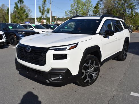 Used 2026 Subaru Outback Touring XT image 5