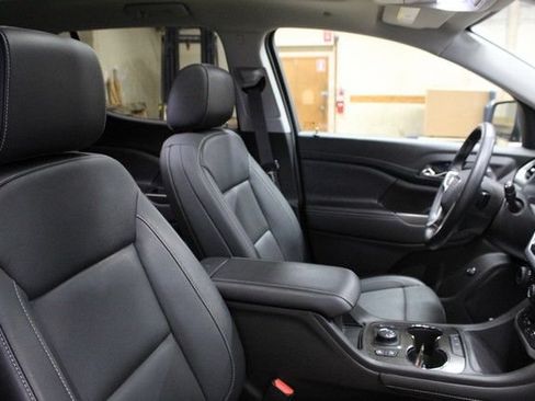 Used 2023 GMC Acadia SLT w/ Elevation Edition AWD/4WD image 11