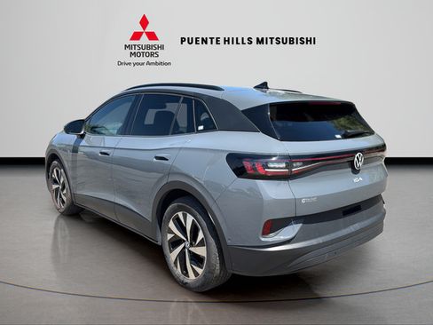 Used 2023 Volkswagen ID.4 2WD image 7