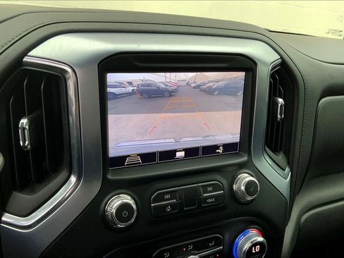 Used 2020 GMC Sierra 1500 Elevation w/ Elevation Value Package image 24