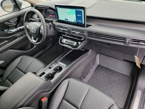 New 2026 Lincoln Corsair Premiere image 24