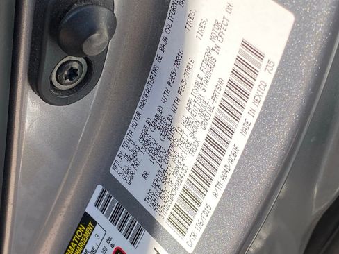 Used 2017 Toyota Tacoma TRD Off-Road w/ Tow Package image 14