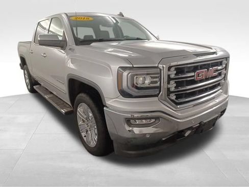 Used 2018 GMC Sierra 1500 SLT AWD/4WD image 3