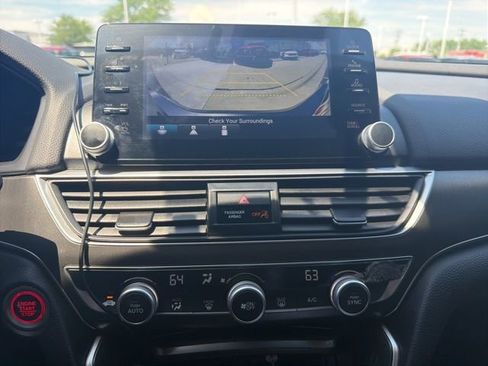 Used 2021 Honda Accord LX image 14