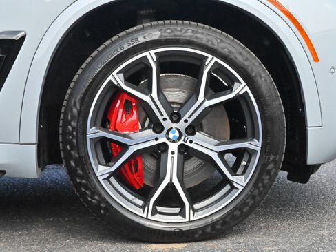 Used 2025 BMW X5 M60i AWD/4WD image 13