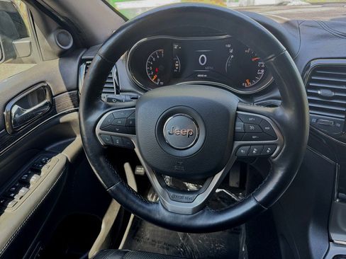 Used 2021 Jeep Grand Cherokee High Altitude AWD/4WD image 17