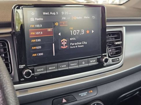 Used 2022 Kia Rio S FWD image 9