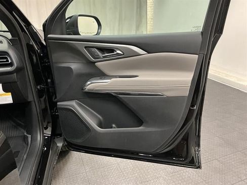 New 2026 Chevrolet Traverse LT w/ LPO, Floor Liner Package FWD image 38