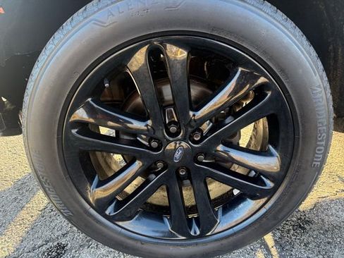 Used 2013 Ford F150 Limited image 9