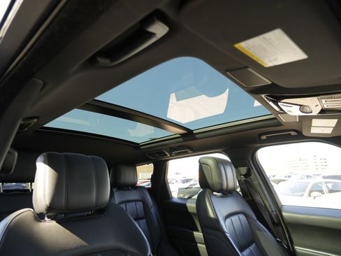 Used 2020 Land Rover Range Rover Sport HSE image 33