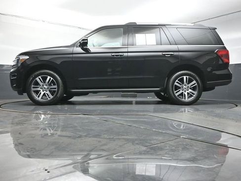 Used 2024 Ford Expedition Limited RWD image 42