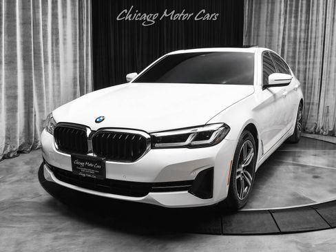 Used 2022 BMW 530i xDrive w/ Premium Package AWD/4WD image 2
