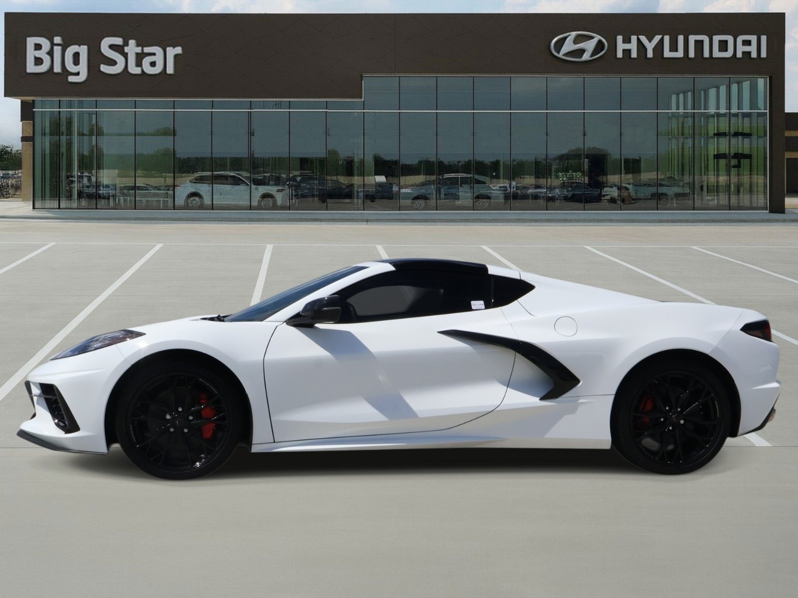 Used 2024 Chevrolet Corvette Stingray Premium Cpe w/ Z51 Performance Package RWD image 2