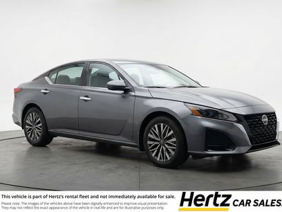 Used 2025 Nissan Altima 2.5 SV