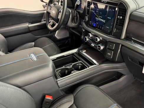 New 2026 Ford F250 Platinum w/ FX4 Off-Road Package image 27