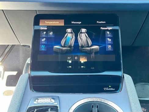 New 2026 Cadillac Vistiq Premium Luxury w/ LPO, Floor Liner Package AWD/4WD image 21