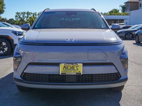 Certified 2025 Hyundai Kona SEL image 2