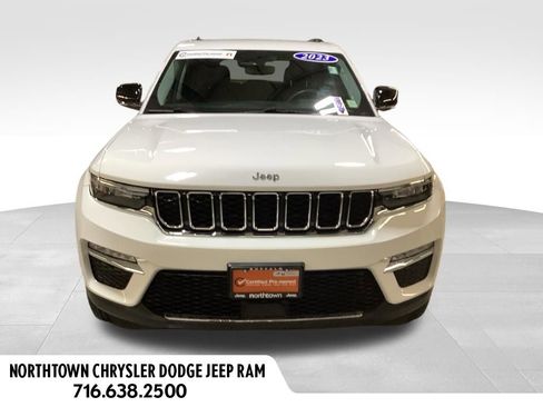 Certified 2023 Jeep Grand Cherokee Limited AWD/4WD image 2