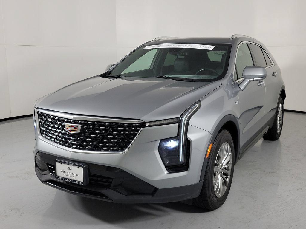 Certified 2024 Cadillac XT4 Premium Luxury AWD/4WD image 2