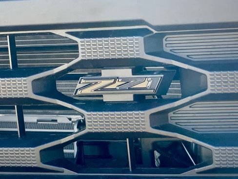 New 2026 Chevrolet Silverado 1500 Custom Trail Boss w/ LPO, Dark Essentials Package image 24