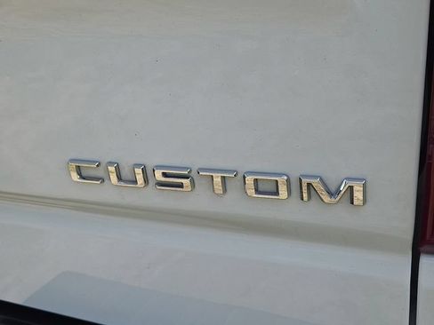 Used 2023 Chevrolet Silverado 1500 Custom AWD/4WD image 31