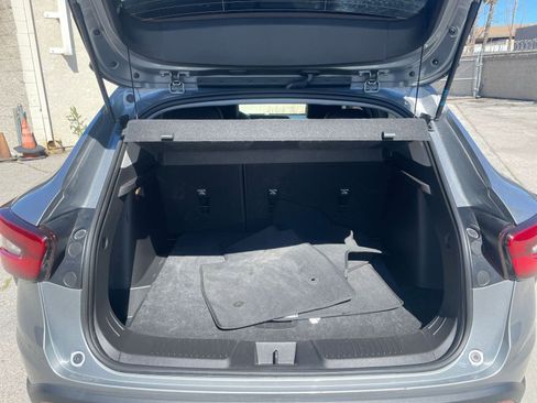 Used 2025 Chevrolet Trax LT image 30