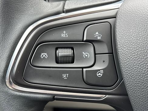 Certified 2023 Buick Envision Avenir AWD/4WD image 22