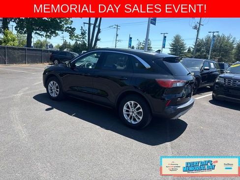 Certified 2022 Ford Escape SE w/ Convenience Package AWD/4WD image 5