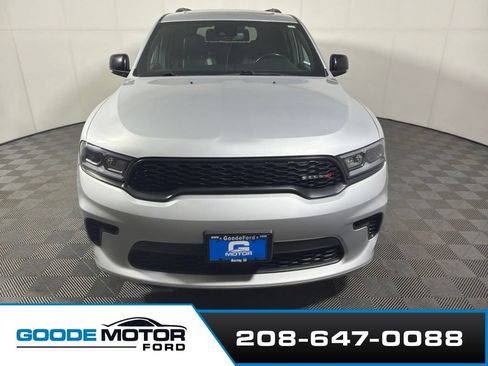 Used 2024 Dodge Durango GT AWD/4WD image 3