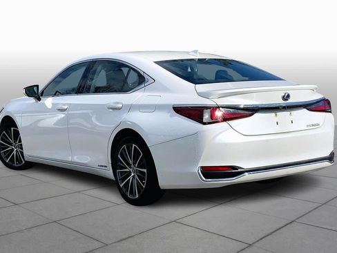 Used 2022 Lexus ES 300h w/ Premium Package image 12