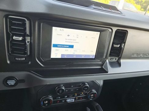 Used 2023 Ford Bronco Big Bend AWD/4WD image 22