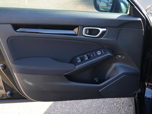 Used 2023 Honda Civic EX image 12