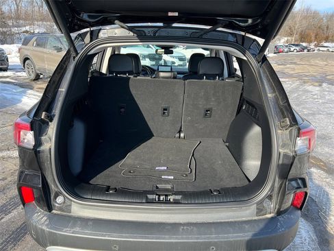 Used 2022 Ford Escape Titanium image 34