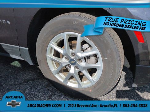 Used 2022 Chevrolet Equinox LS FWD image 10