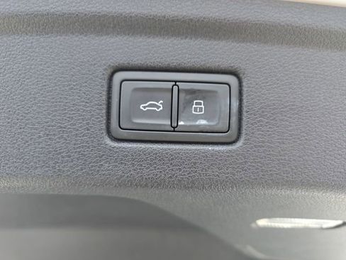 Used 2019 Audi A5 2.0T Premium Plus w/ Premium Plus image 16