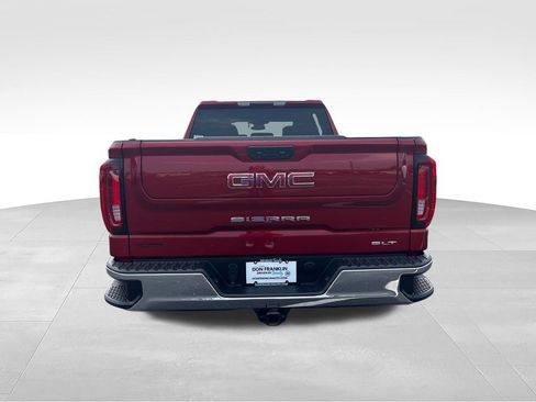Used 2024 GMC Sierra 1500 SLT w/ SLT Convenience Package AWD/4WD image 4