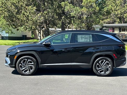 Used 2025 Hyundai Tucson Limited image 8