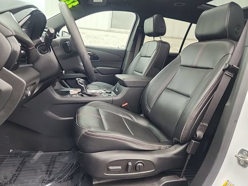 Used 2022 Chevrolet Traverse RS AWD/4WD image 34