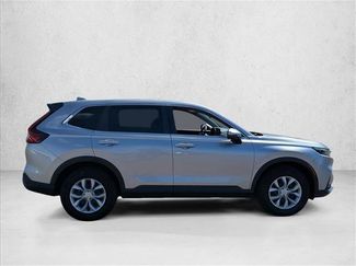 Used 2023 Honda CR-V LX video 4