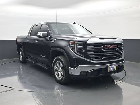 Certified 2024 GMC Sierra 1500 SLT w/ SLT Convenience Package AWD/4WD image 3