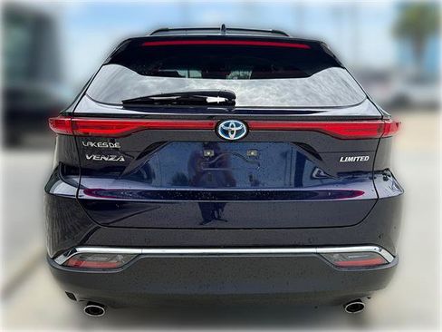 Used 2024 Toyota Venza Limited AWD/4WD image 6