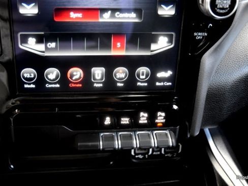 Used 2021 RAM 1500 Lone Star image 16