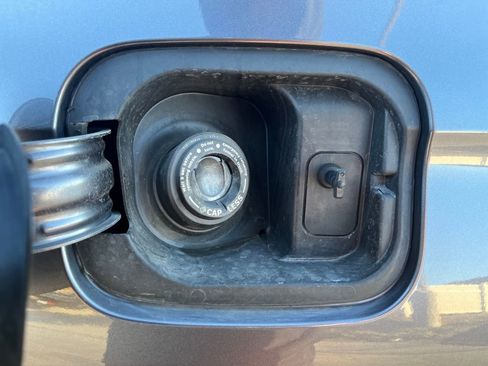 Used 2024 Honda Pilot Touring image 45