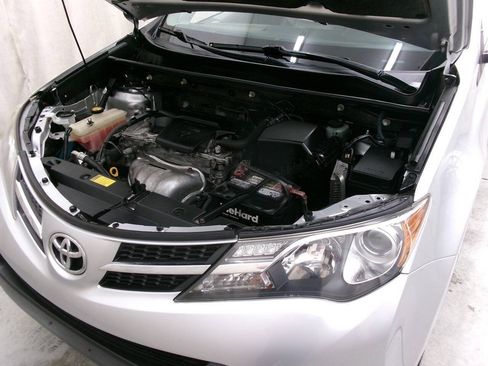 Used 2013 Toyota RAV4 Limited AWD/4WD image 35