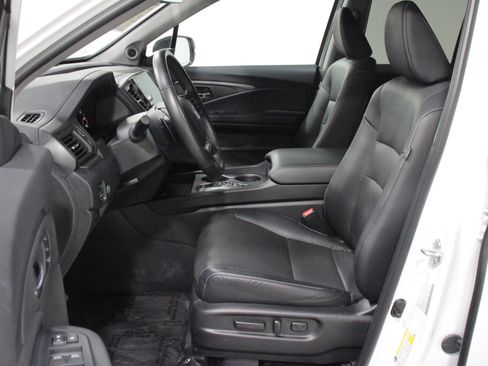 Used 2024 Honda Ridgeline RTL+ image 3