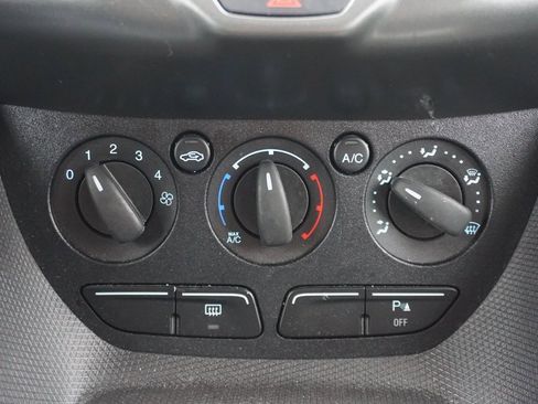 Used 2018 Ford Transit Connect XL image 10