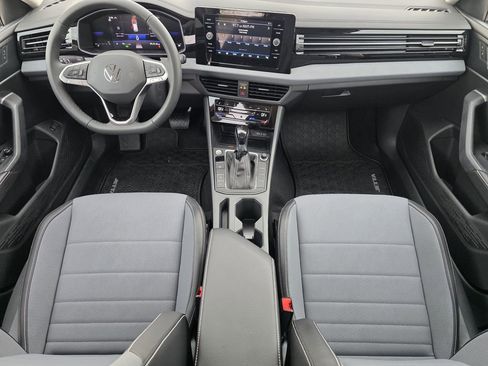 New 2026 Volkswagen Jetta SE FWD image 19